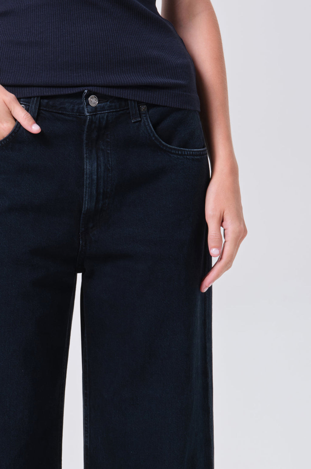 Low Curve Jean Crop Crushed