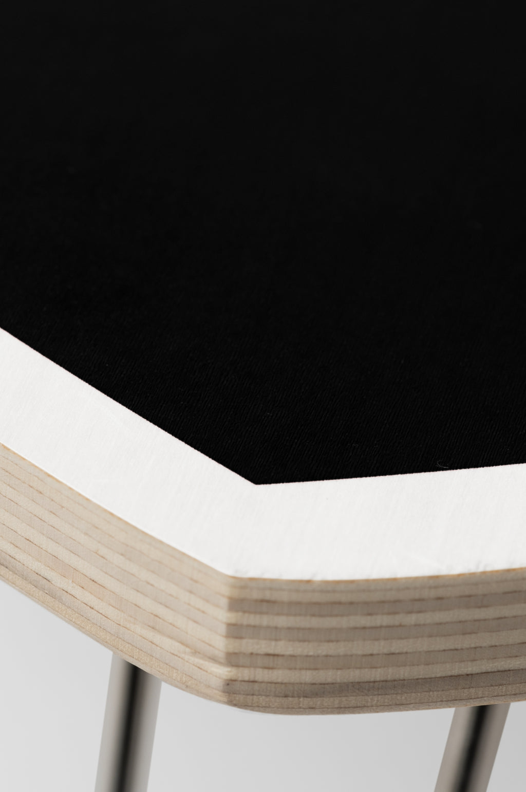 Heart Folding Table Black/White