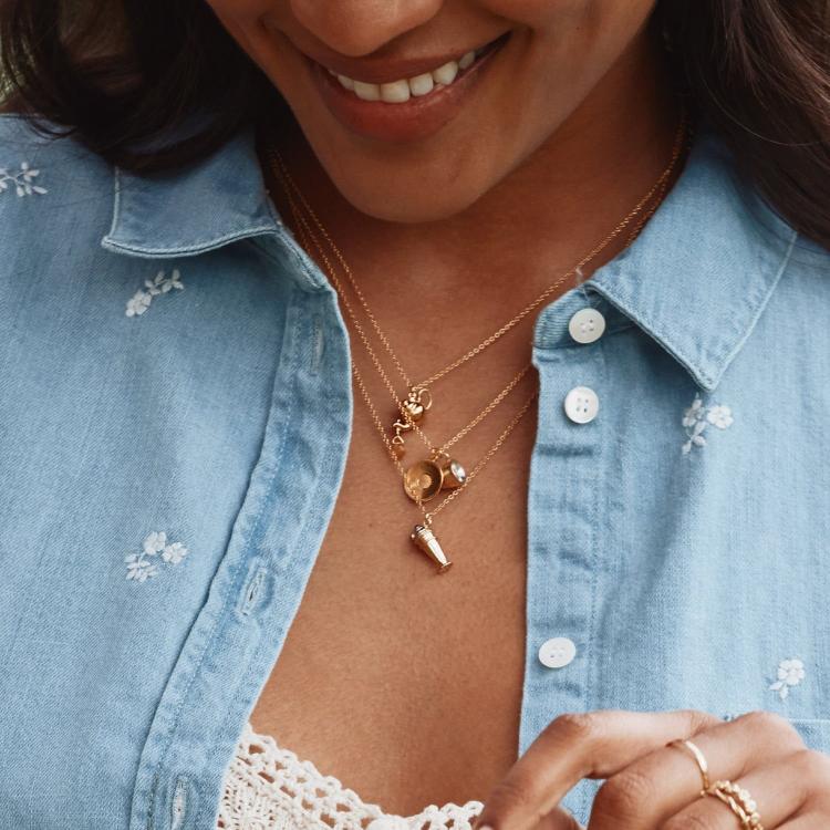 A.M. Teacup & Saucer Necklace Gold