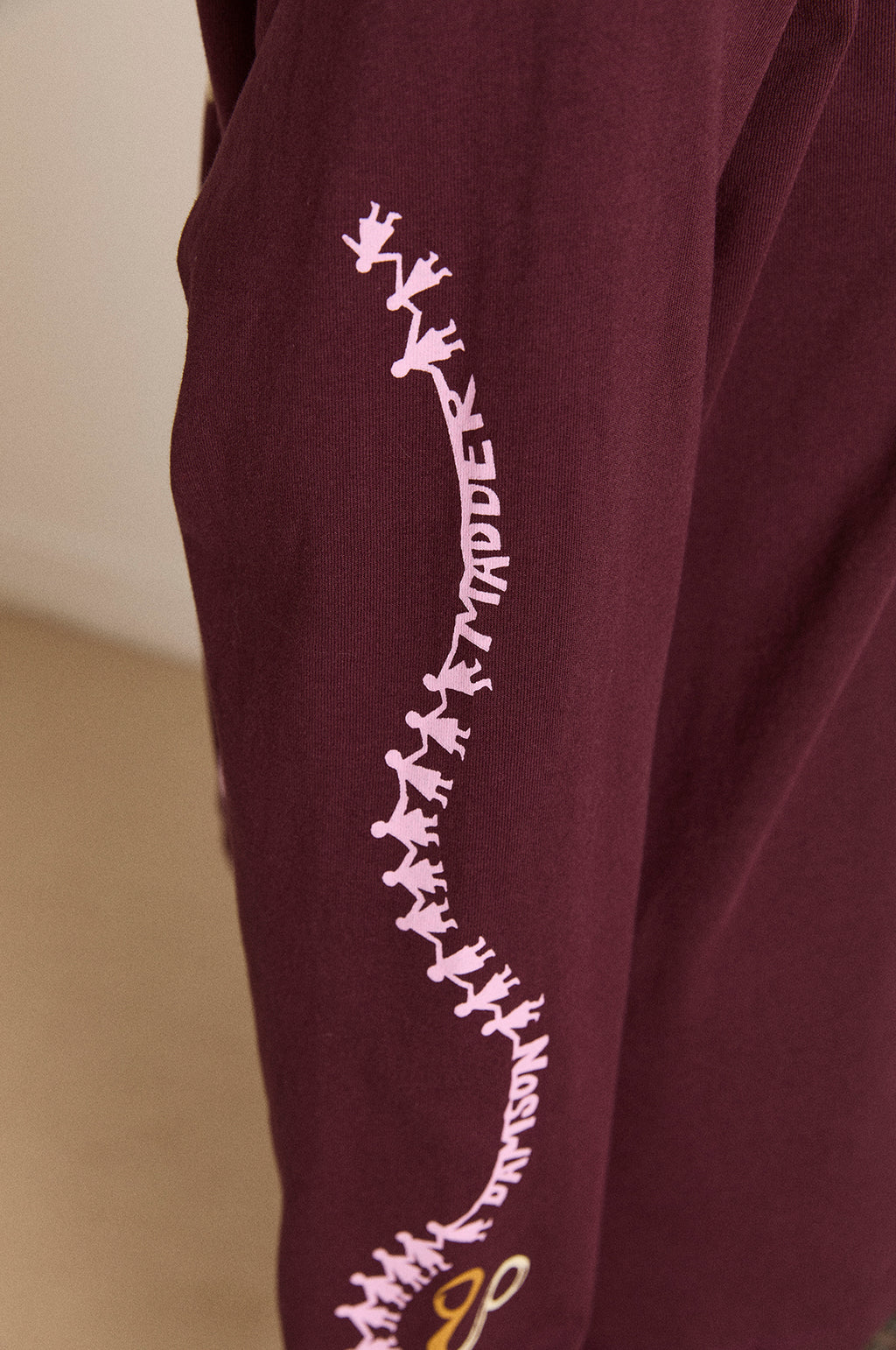 Paper Cut Gals LS Tee Fig