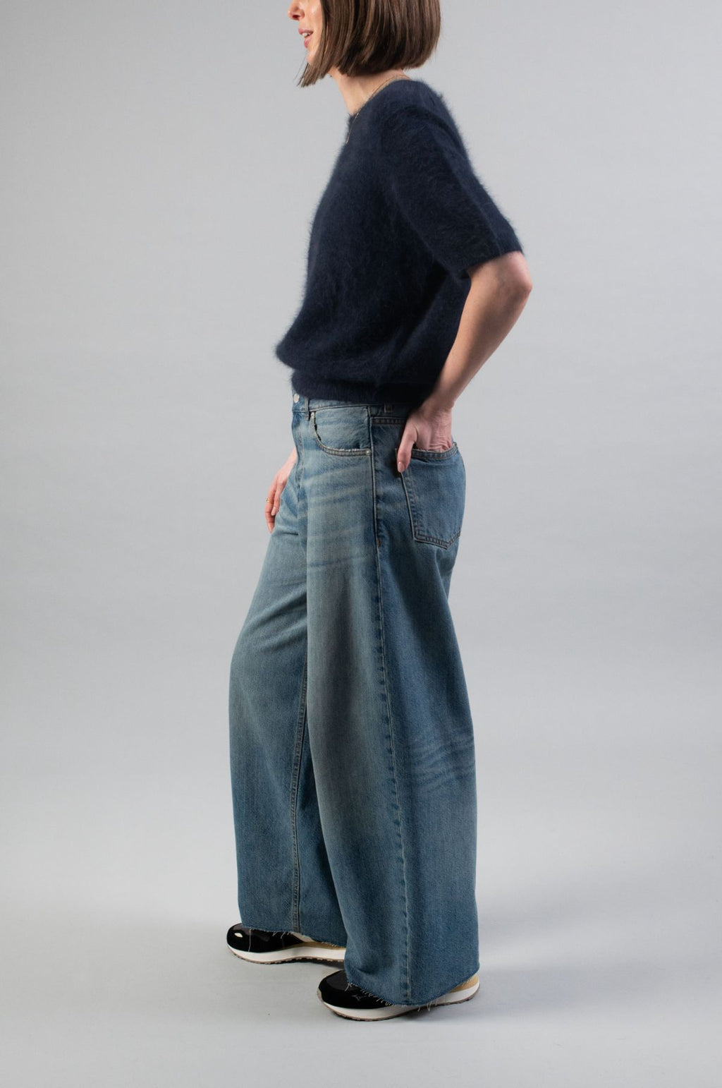 Bethany Jean Asian Fit Iconic Blue
