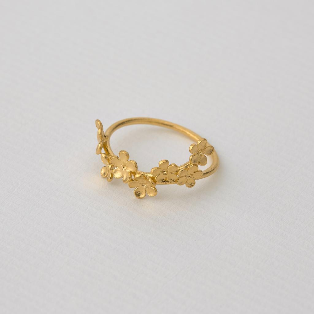 A.M. Forget Me Not Ring Gold