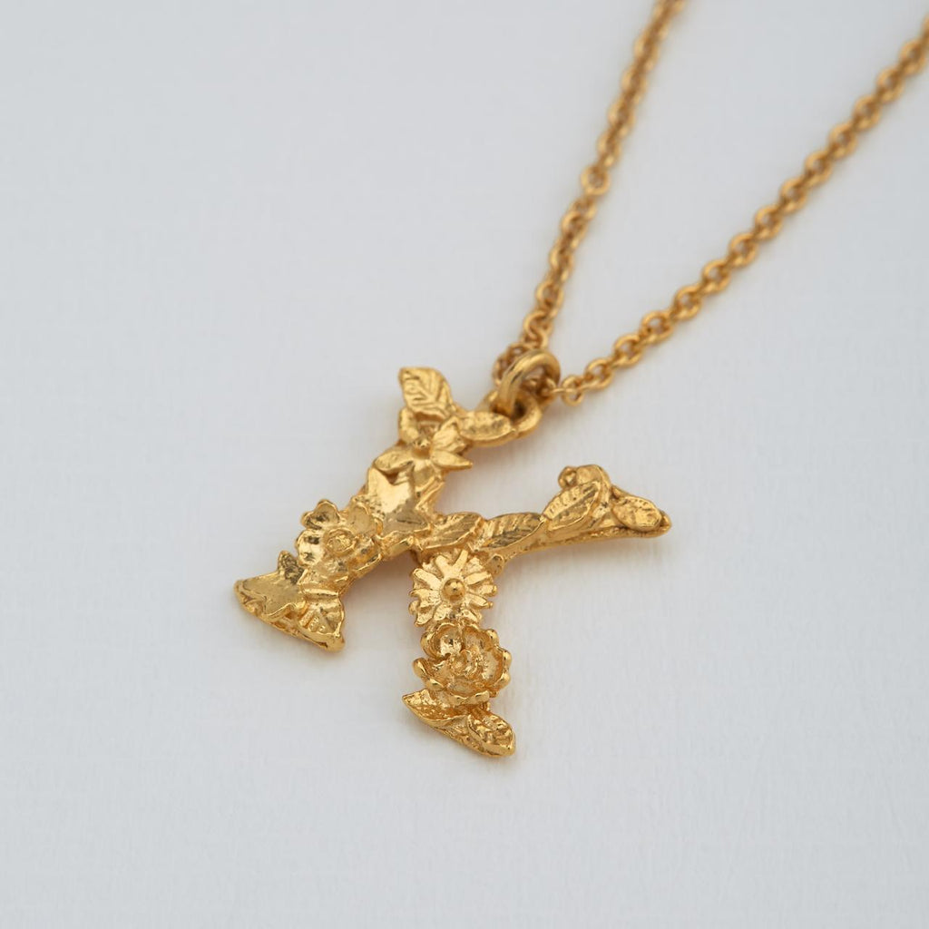 A.M. Floral Alphabet K Necklace Gold