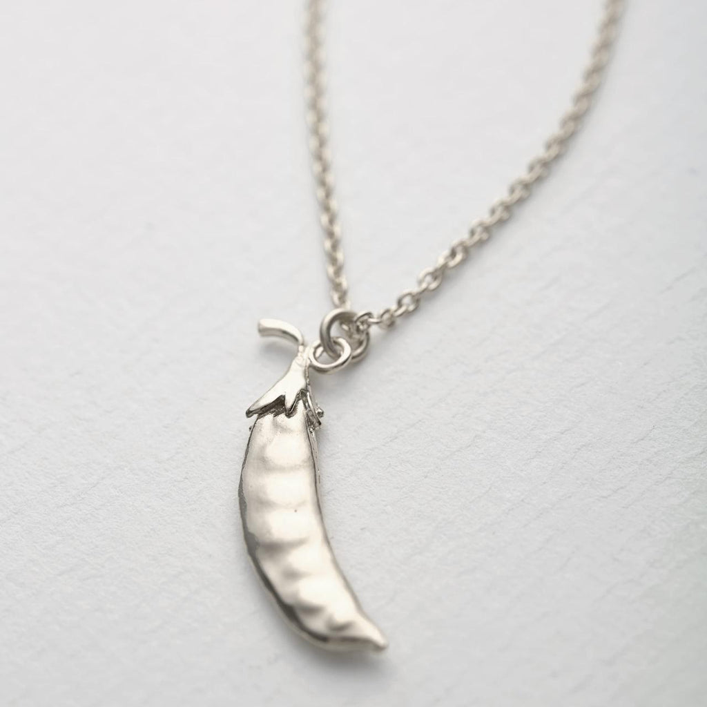 A.M. Peapod Necklace Silver