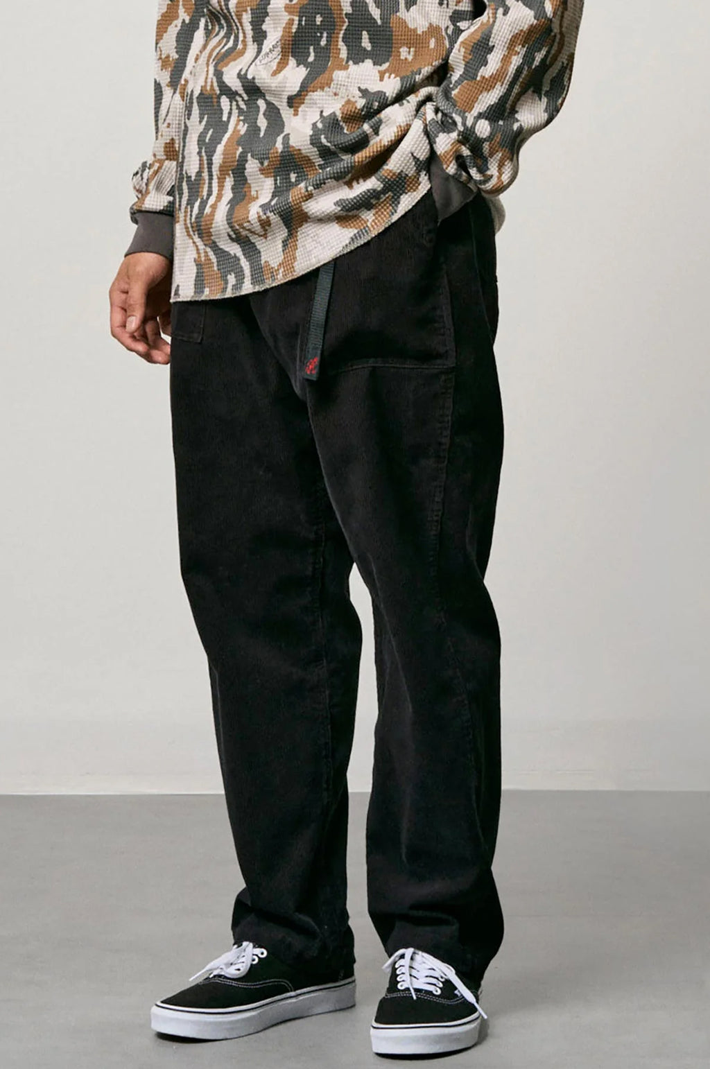 Corduroy Loose Tapered Ridge Pant Black