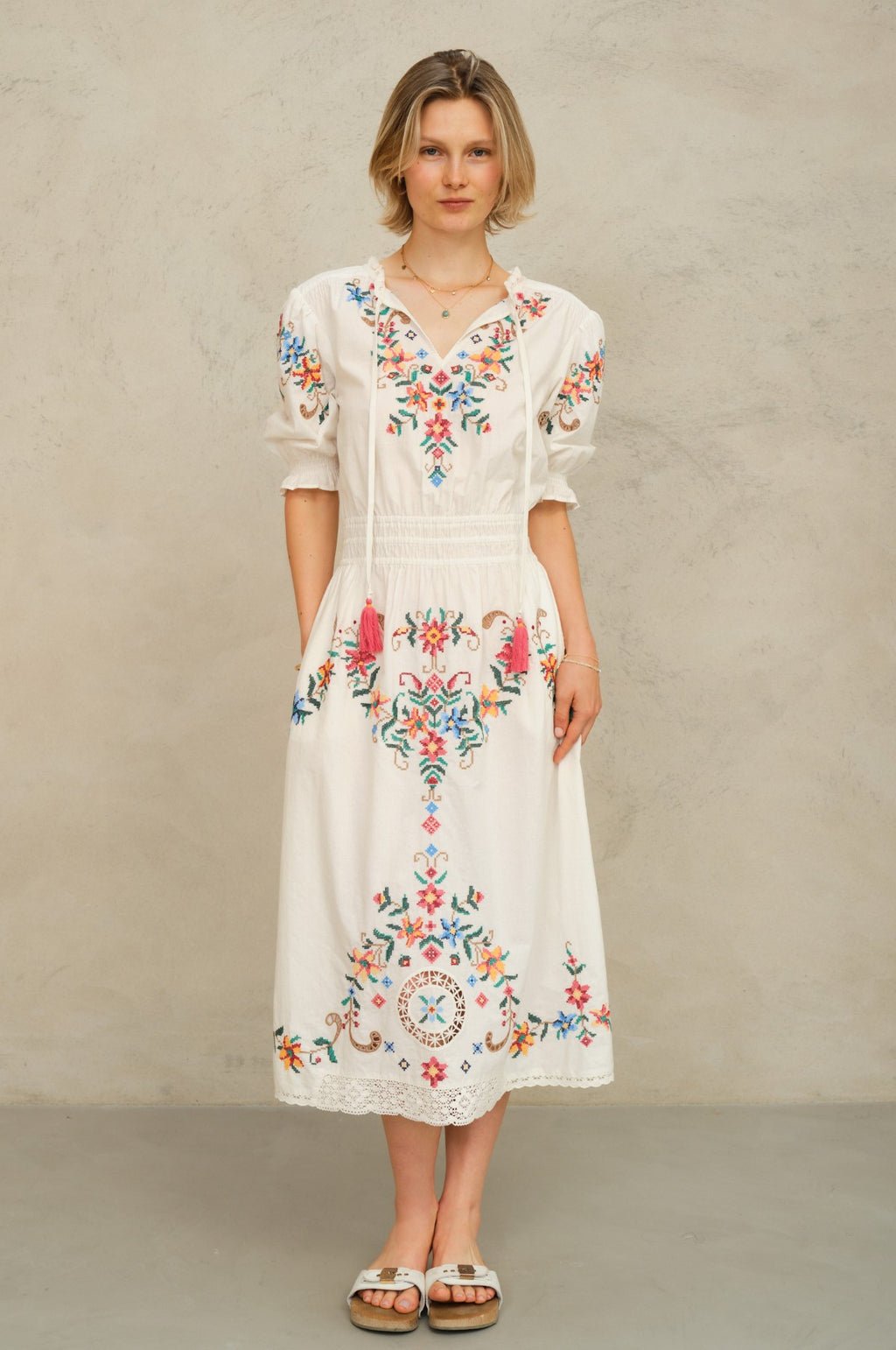 Gracie Emb Midi Dress Multi