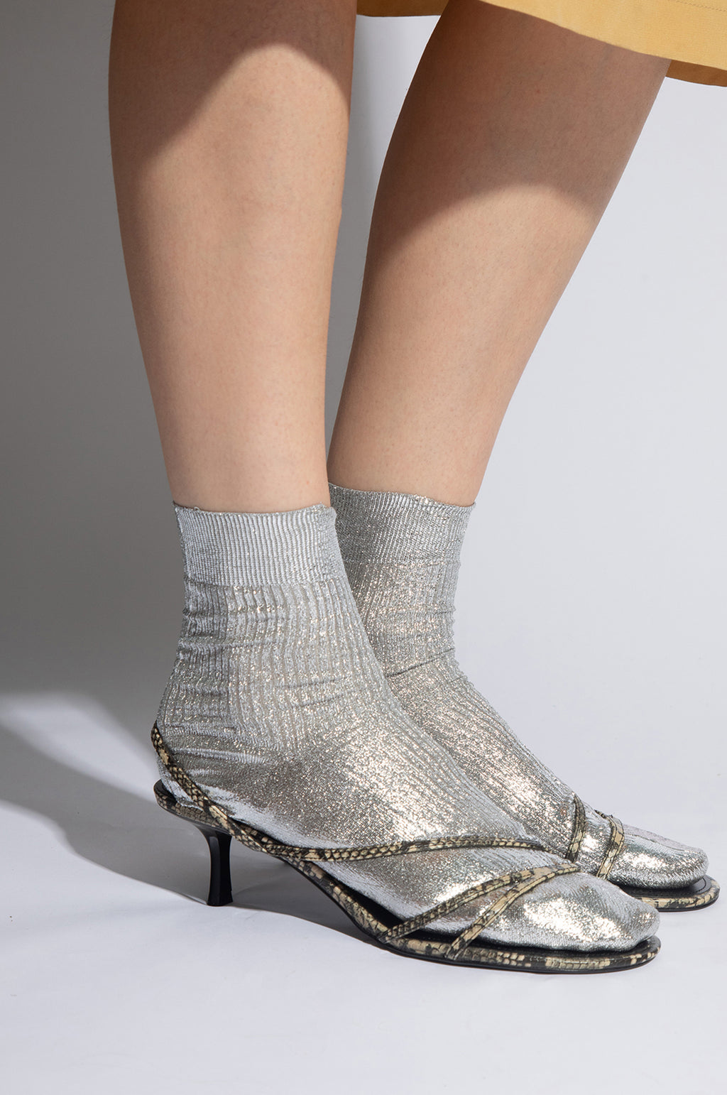 One Ribbed Laminated Socks Silver