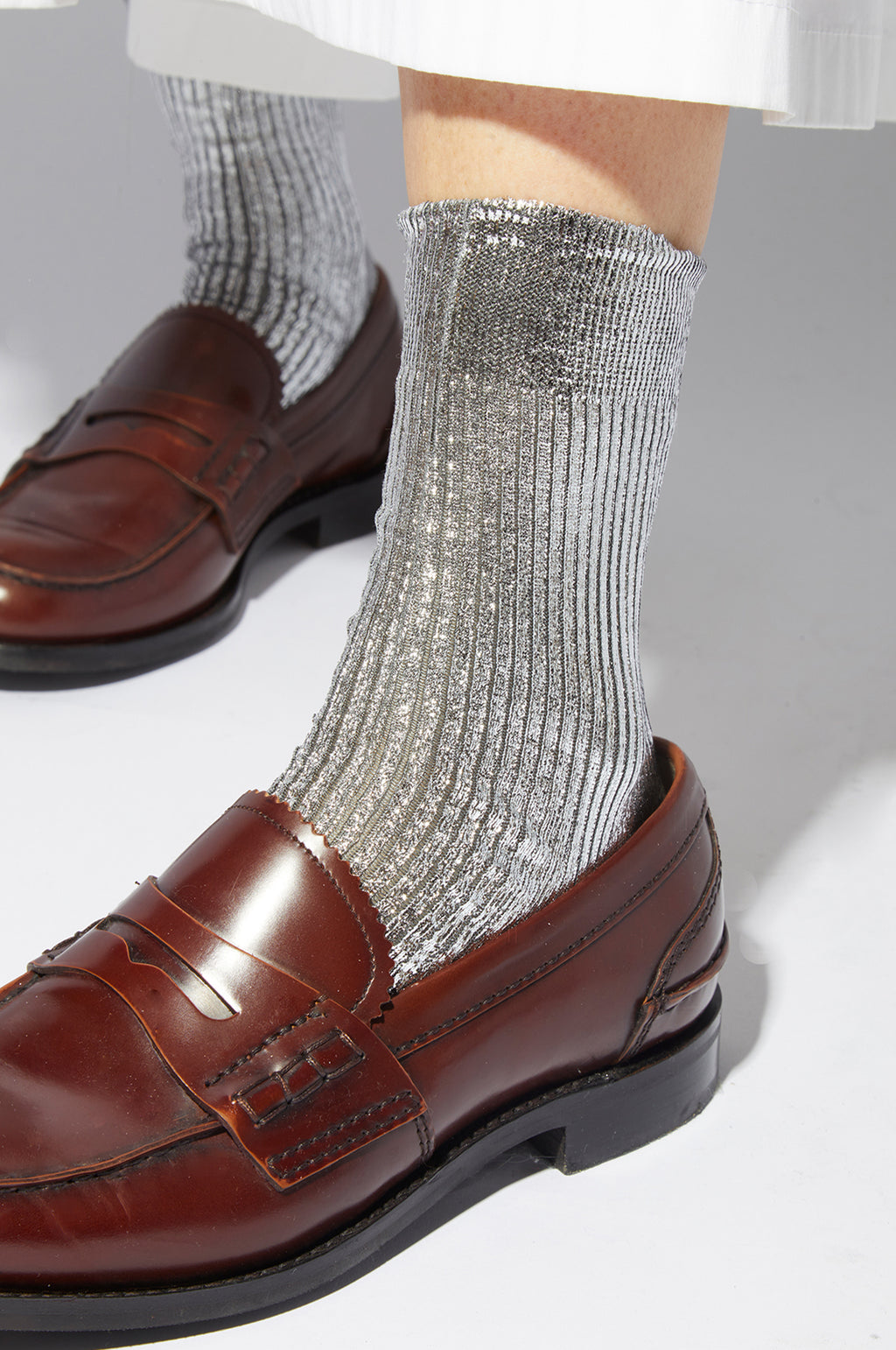 One Ribbed Laminated Socks Silver