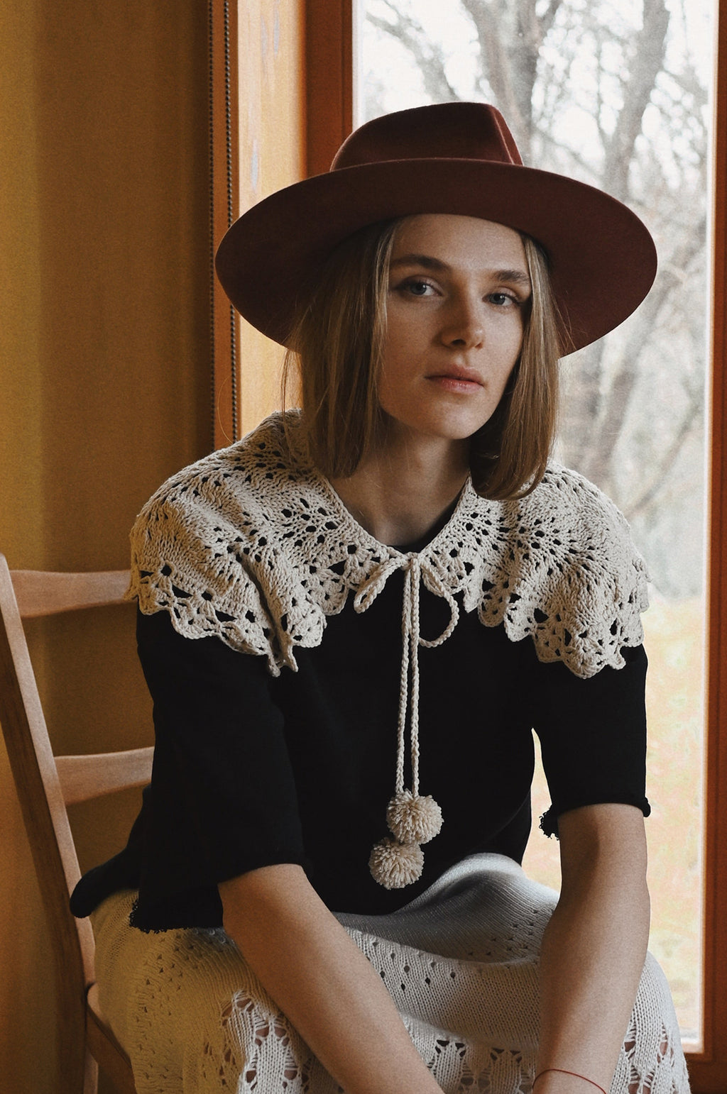 Crochet Collar Beige