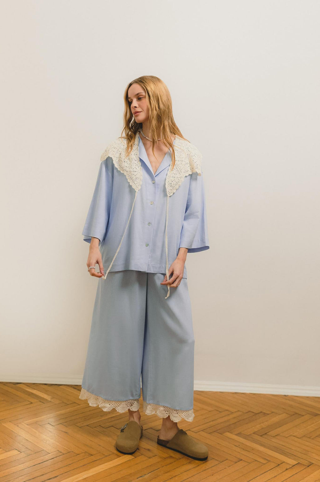 Handmade Collar Feelings Beige