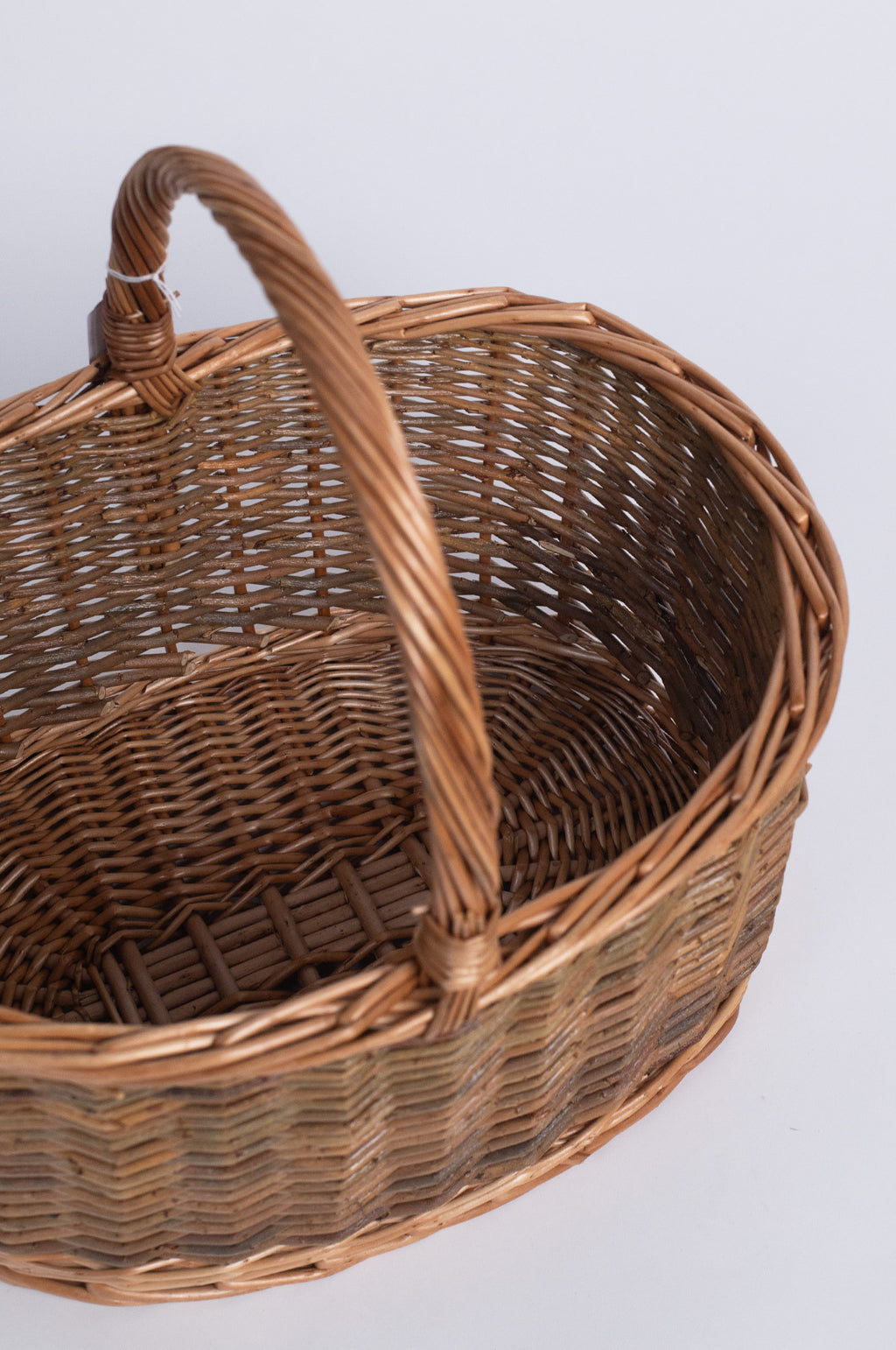 Oval Shopper