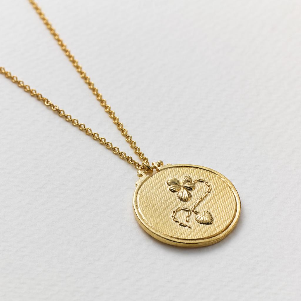 A.M. Embroidery Hoop Necklace Gold