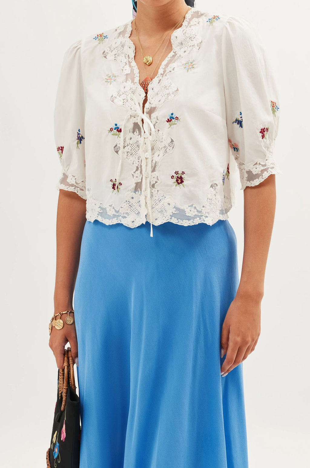 Ursula Top Bud Embroidery Ivory