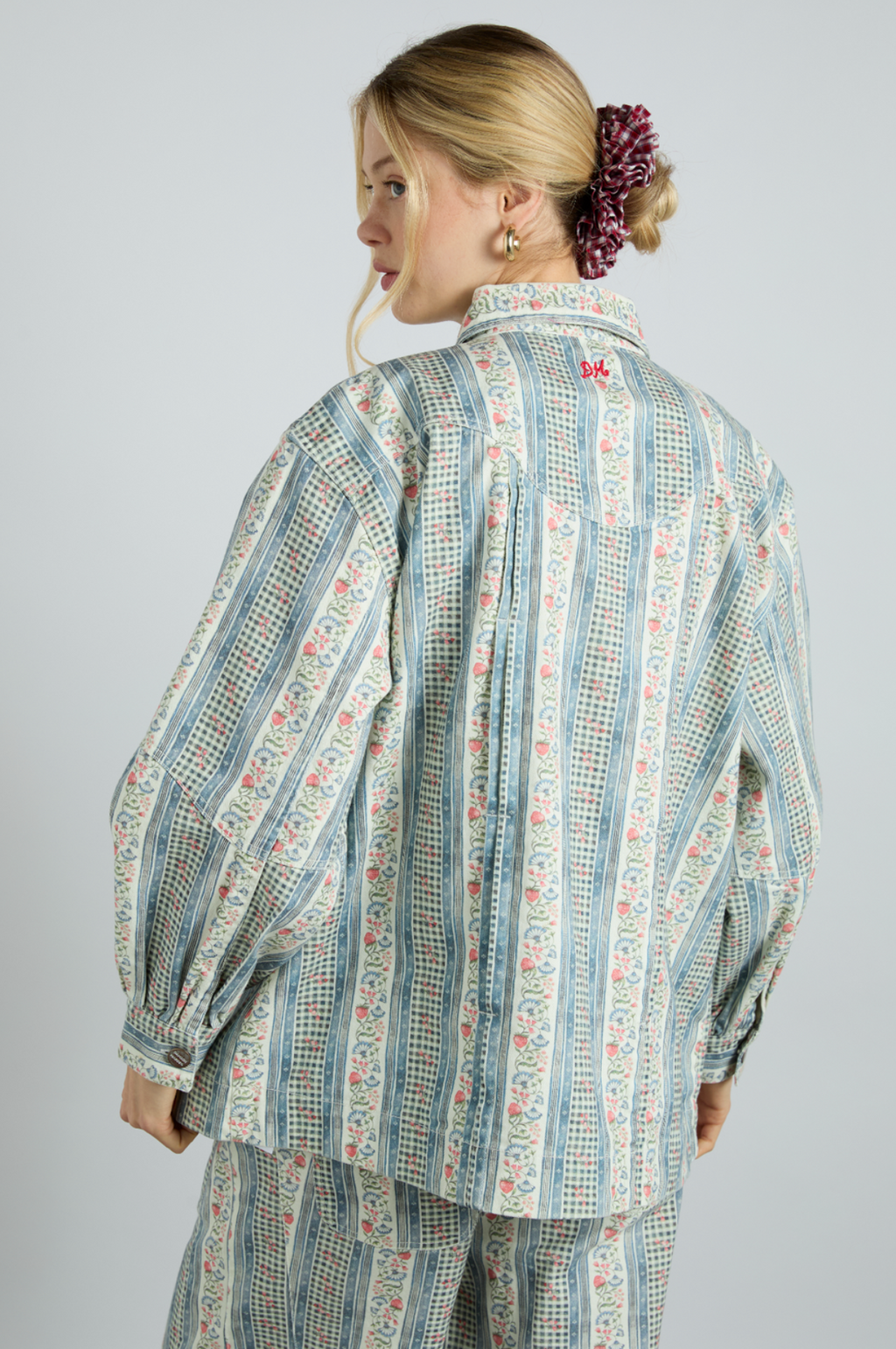 Baxter Jacket Wallpaper Floral