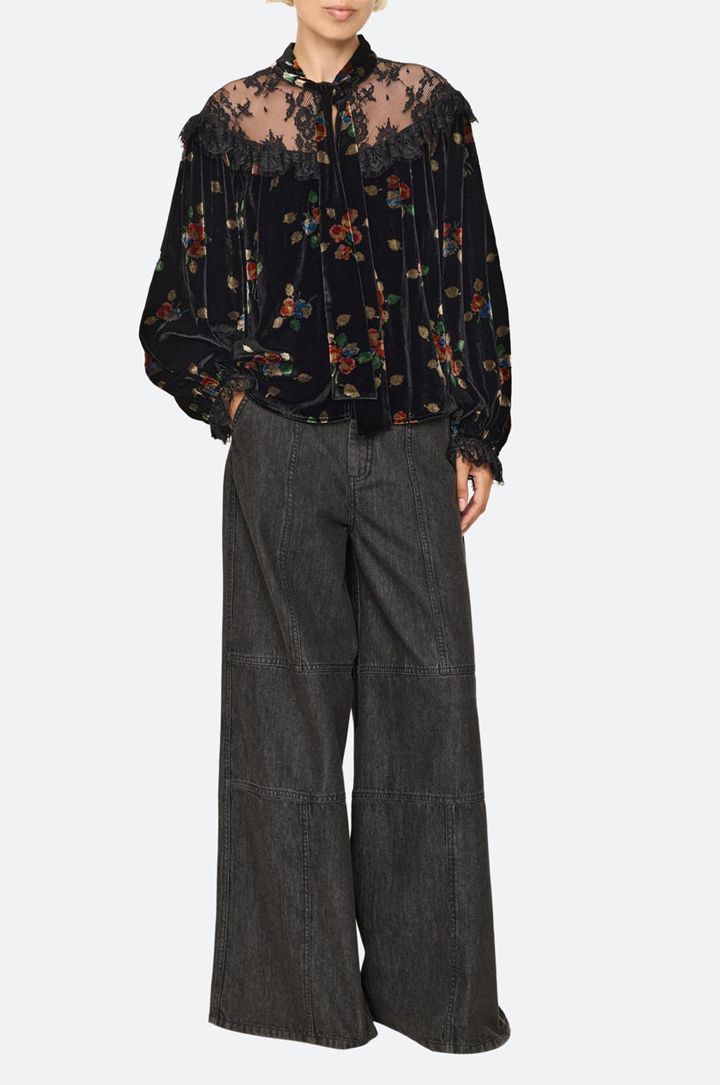 Leda Velvet L/Slv Tie Neck Top Black