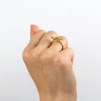 A.M. Prowling Fox Ring Gold
