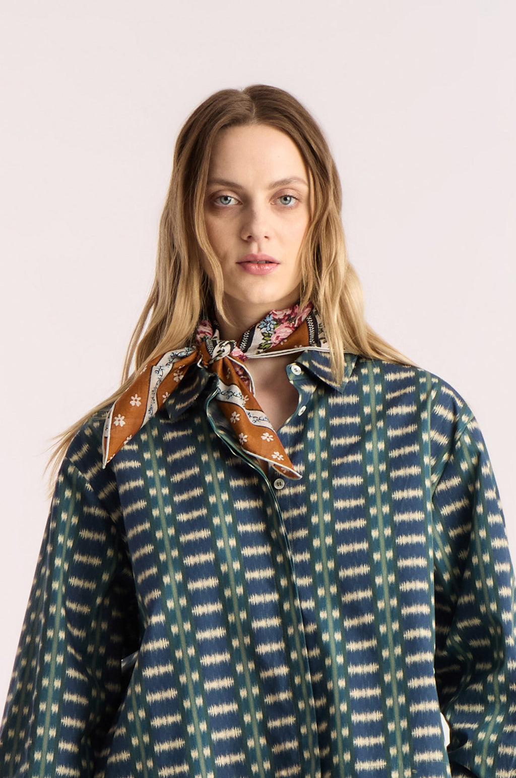 Light Small Grace Scarf Orange