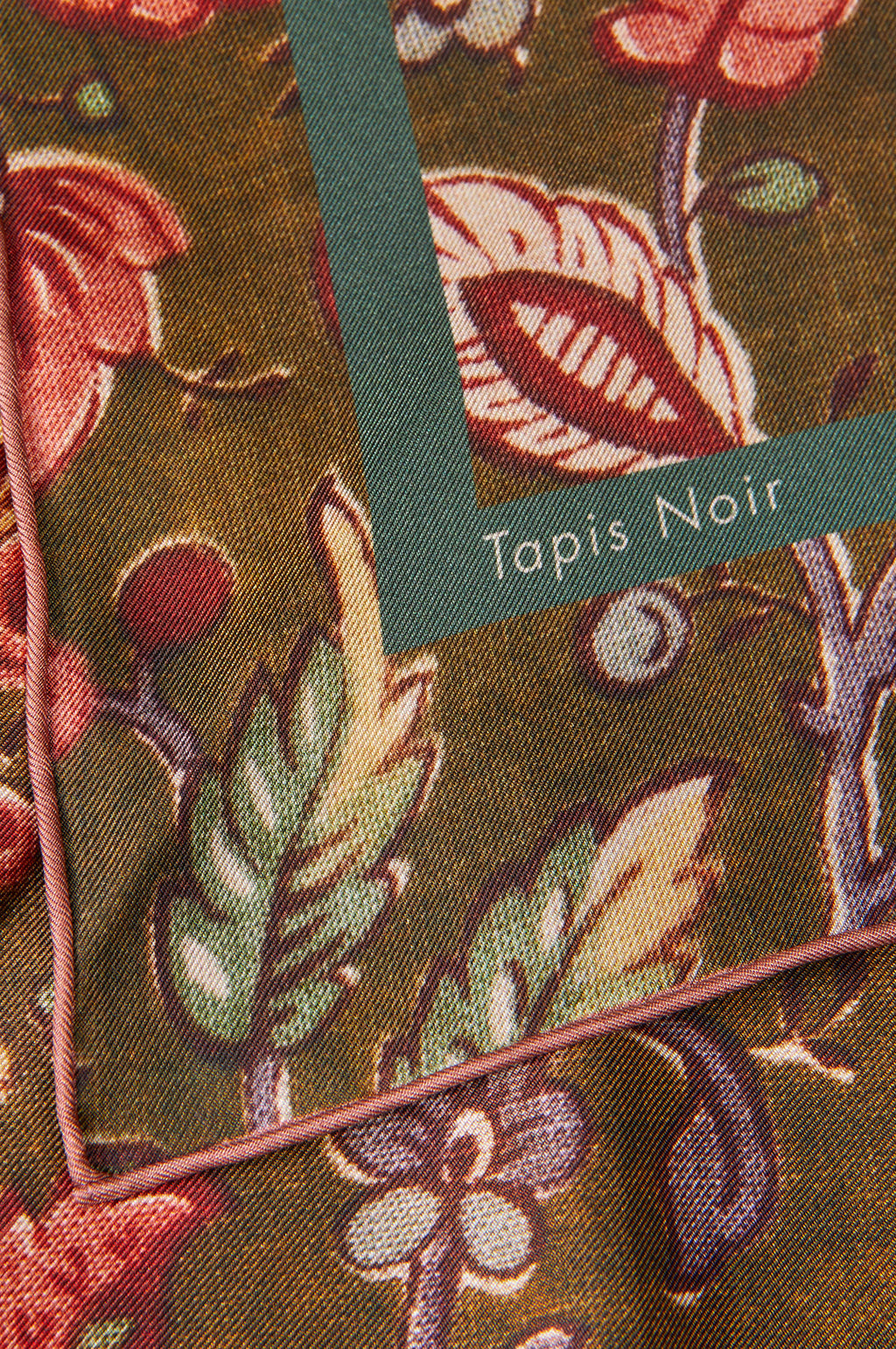 Small Classical Olive Scarf Green