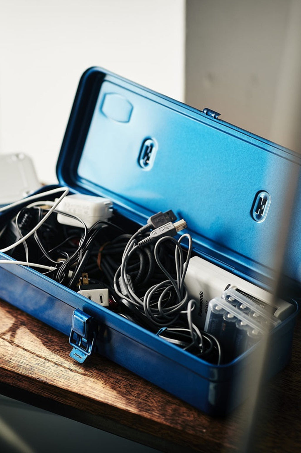 Trunk Shape Toolbox T-320 Blue