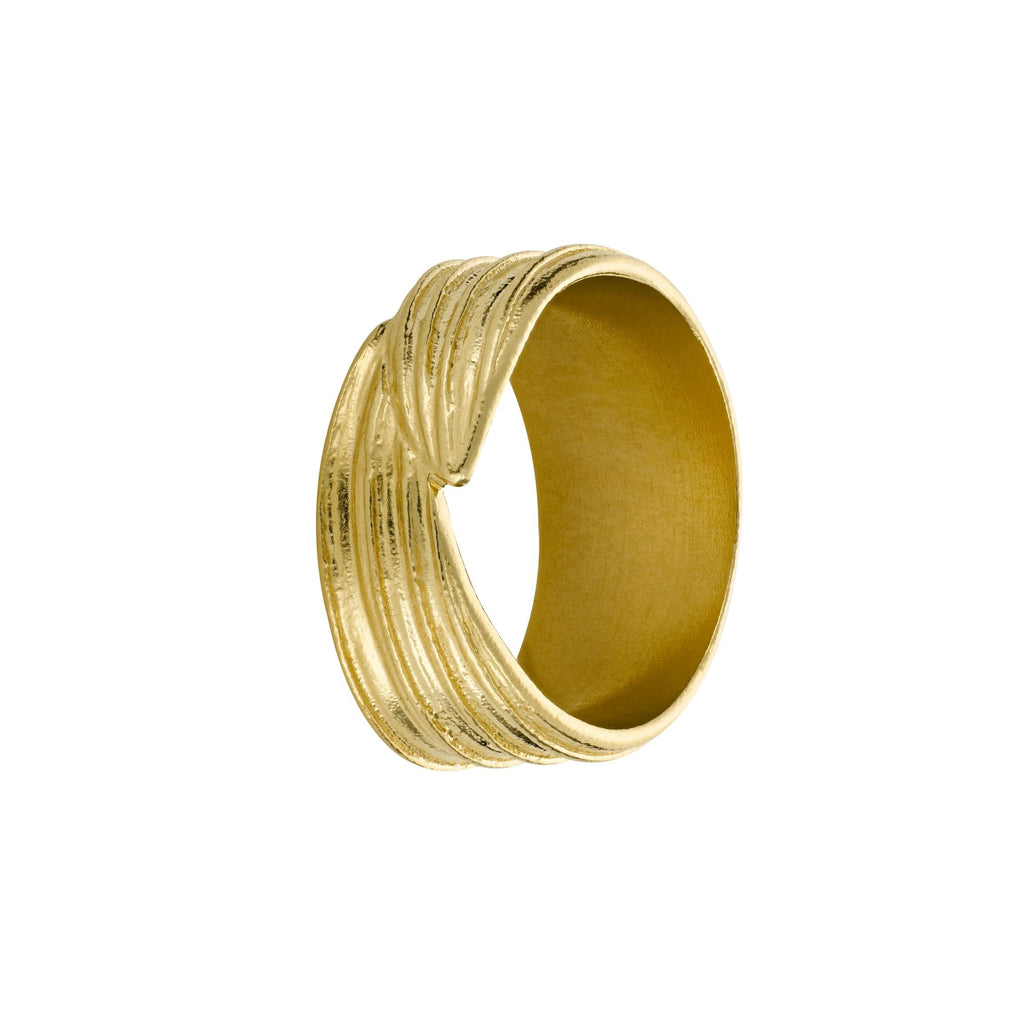 A.M. Wrapped Ribwort Plantain Leaf Ring Gold