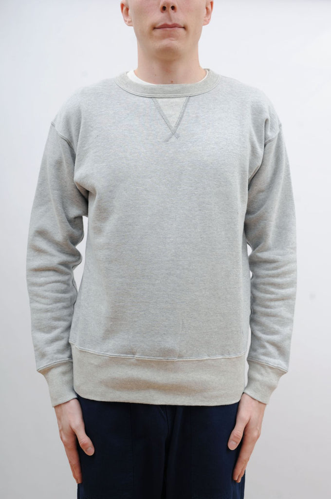 Connect Crew Neck TERADA Sweat Gray YOKE | trimfreeze.com