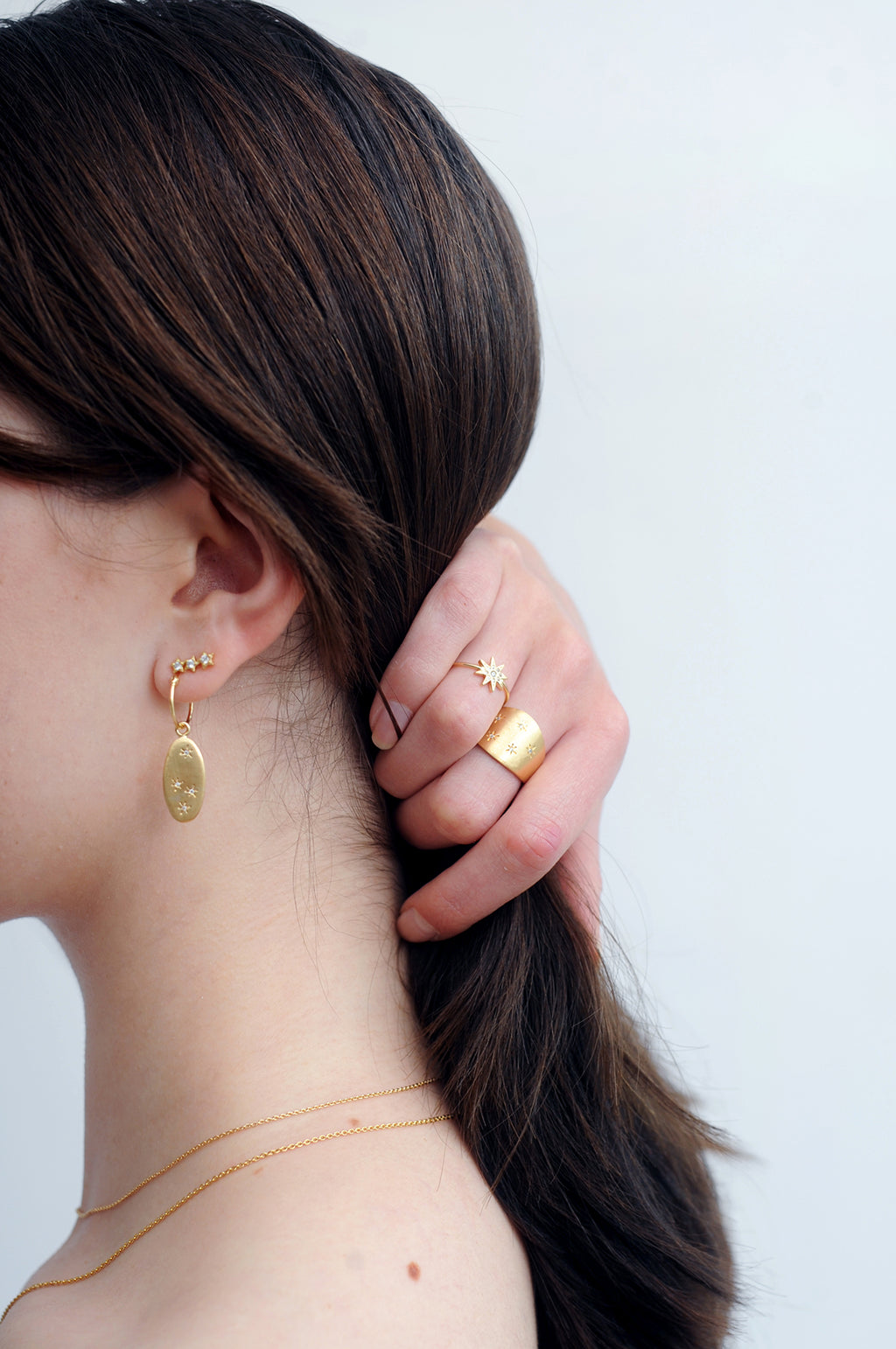 Electra Sparkle Star Shape Gold Ring