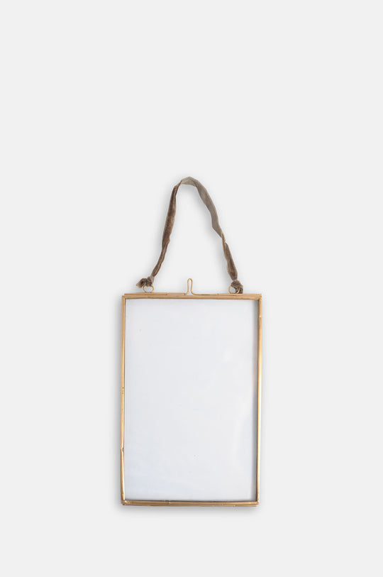 Hanging Brass Frame 15x10cm