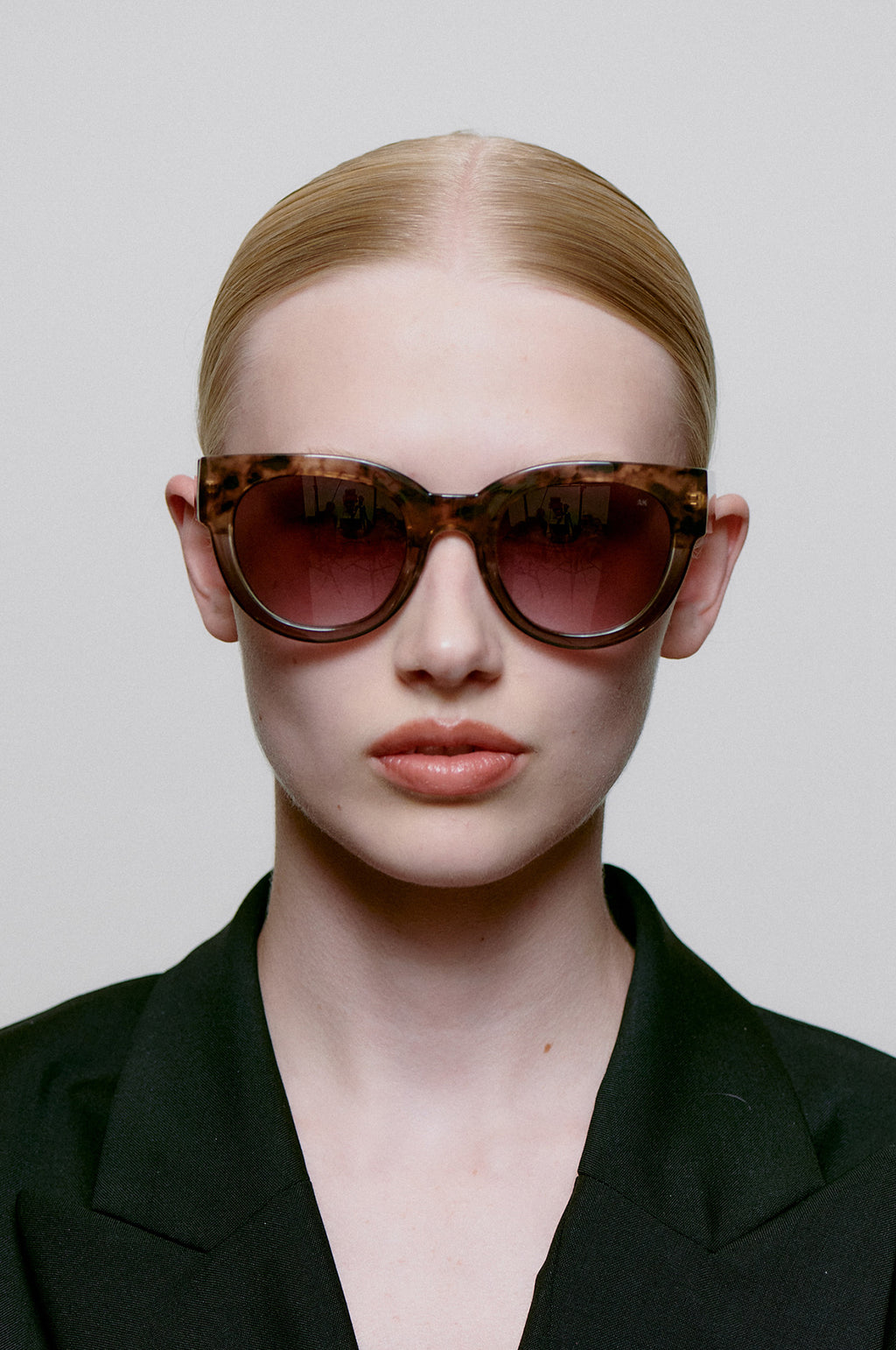 Lilly Sunglasses Coquina/ Gray Transparent