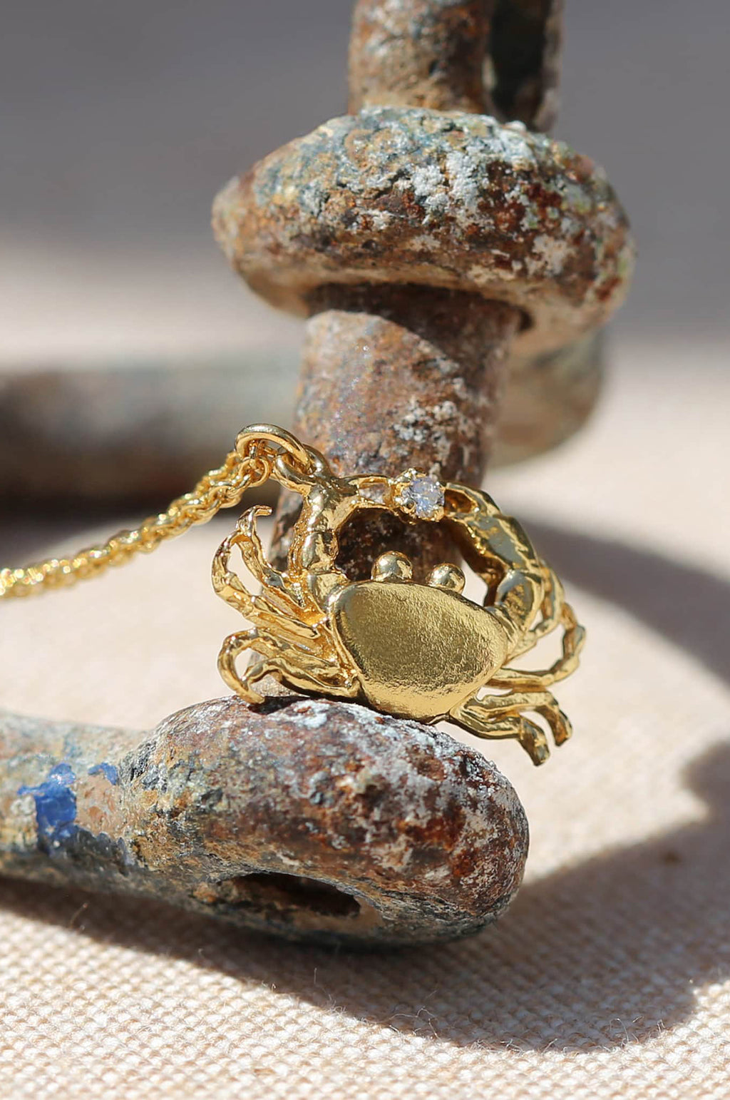 A.M. Cheeky Crab Necklace with Diamond Gold