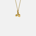 Alex Monroe Cuckoo Flower Necklace with Pearl Gold.