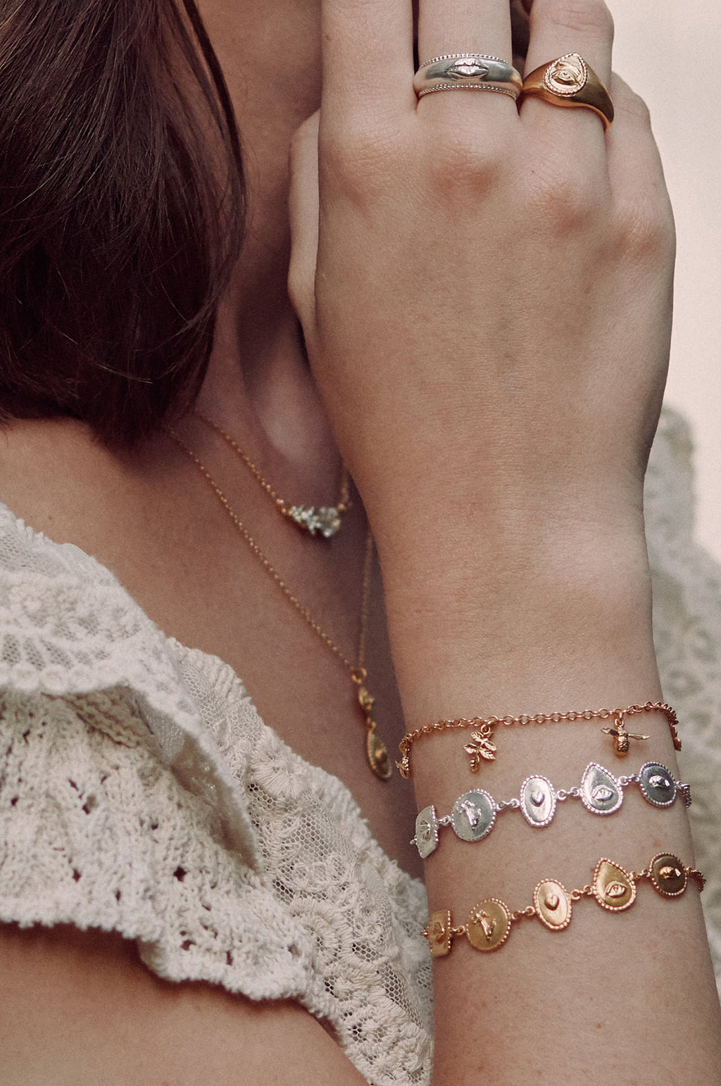 Gratitude for Nature Linked Station Bracelet Gold
