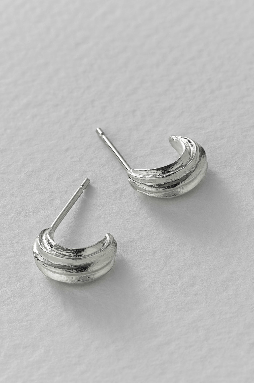 Kissing Seed Huggie Hoop Earrings Silver