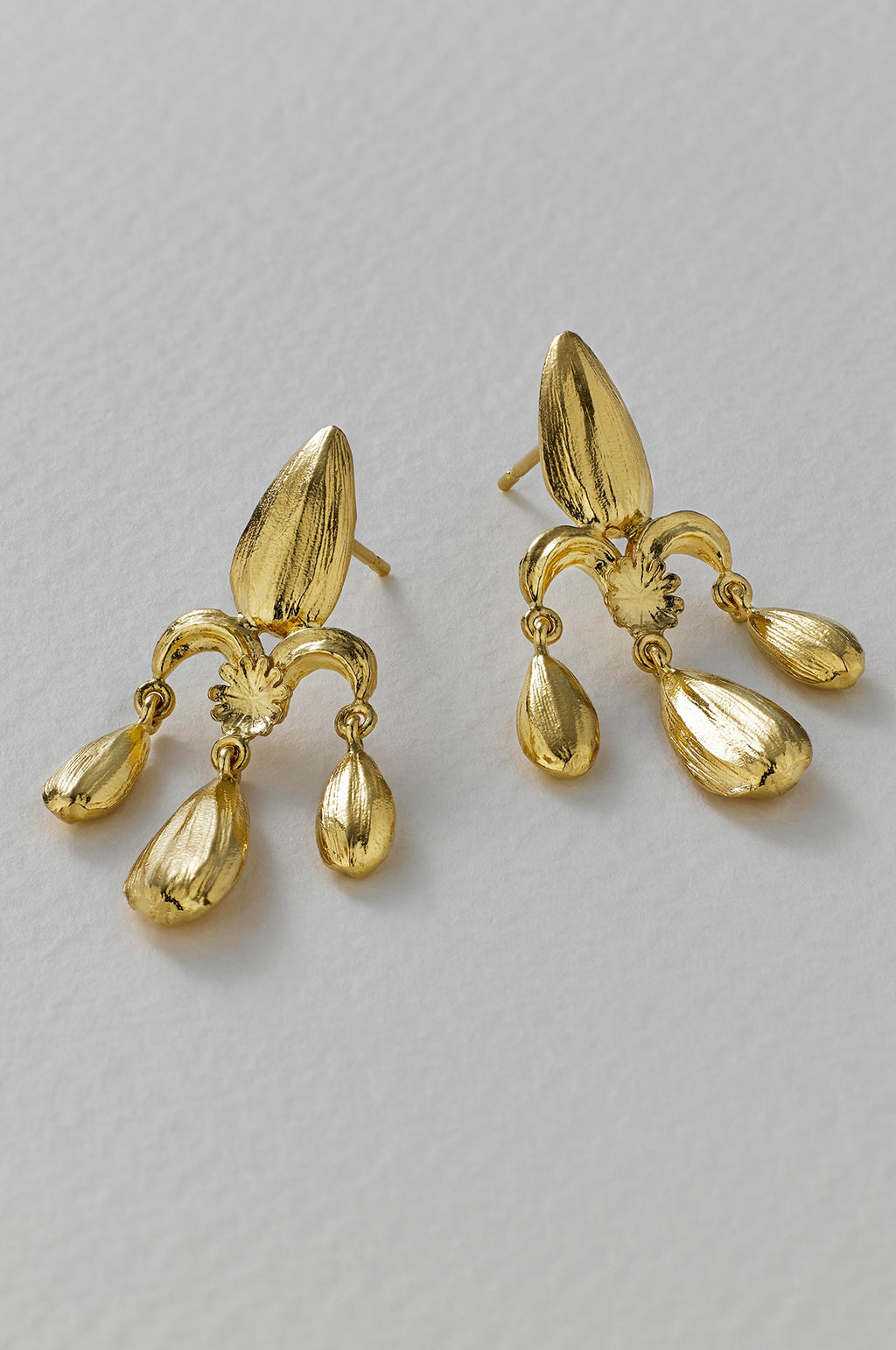 Sunflower Seed Fleur de Lis Chandelier Earrings Gold Plate