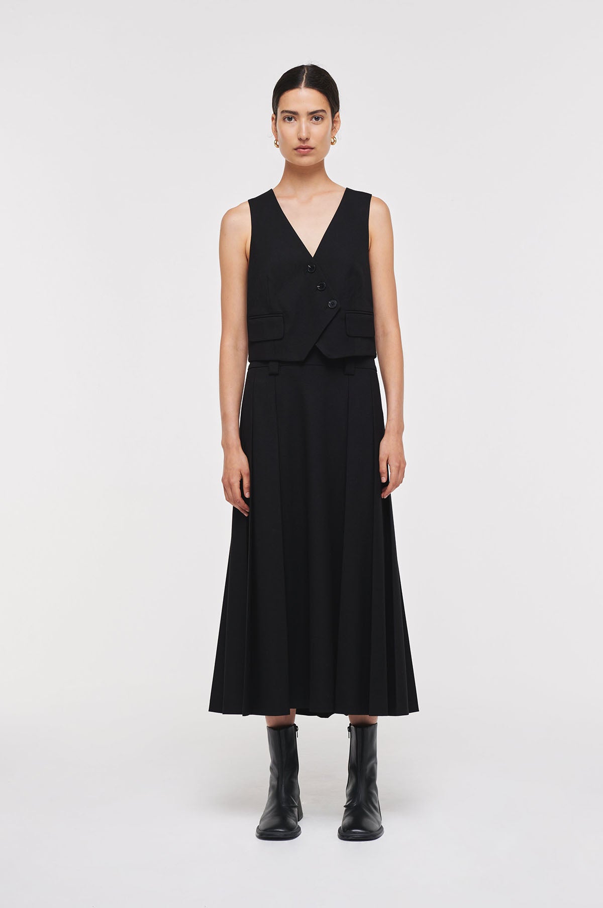 Aligne Kinga Long Pleated Skirt Black – The Hambledon