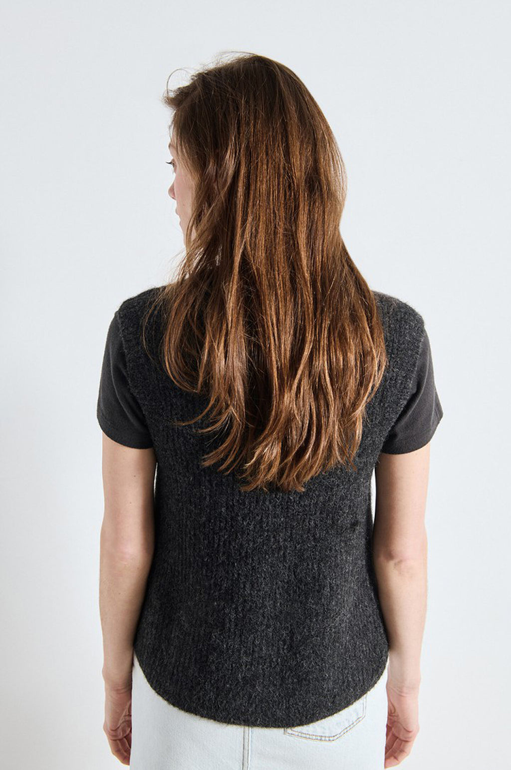 East Knit Vest Charcoal Melange