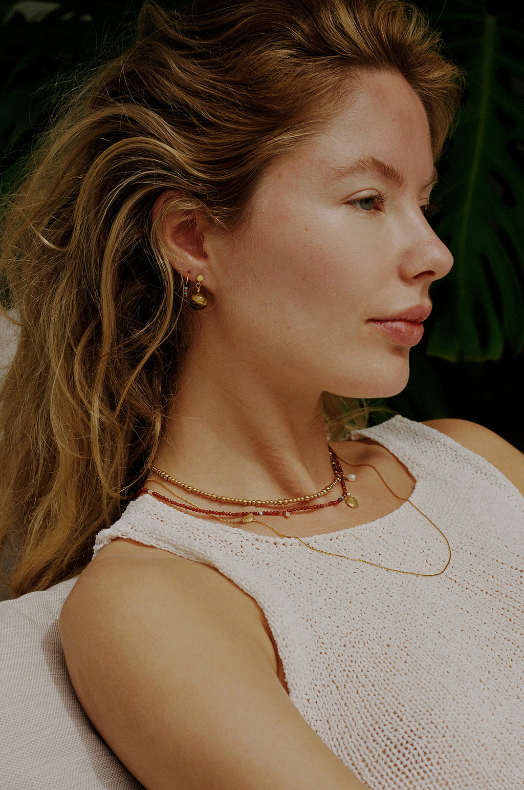 Maroon Harmony Gold Necklace