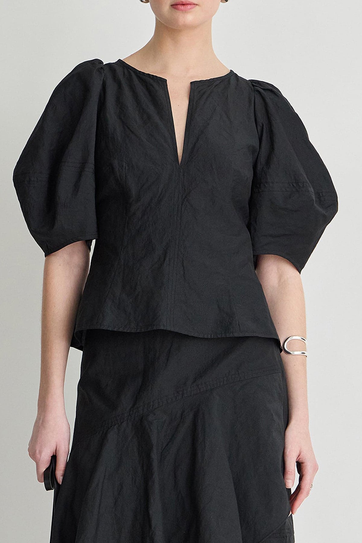 Sculpted Bina Top Black
