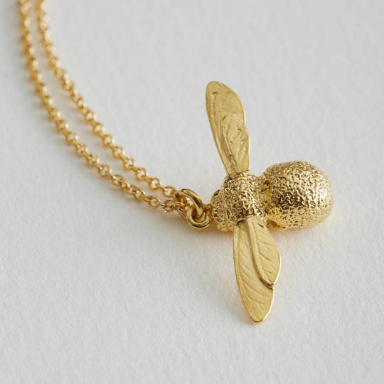 A.M. Baby Bee Necklace Gold