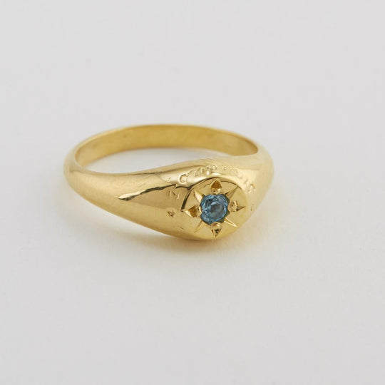 A.M. Aquamarine Signet Ring with “A Star to Guide Me” Engraving Gold