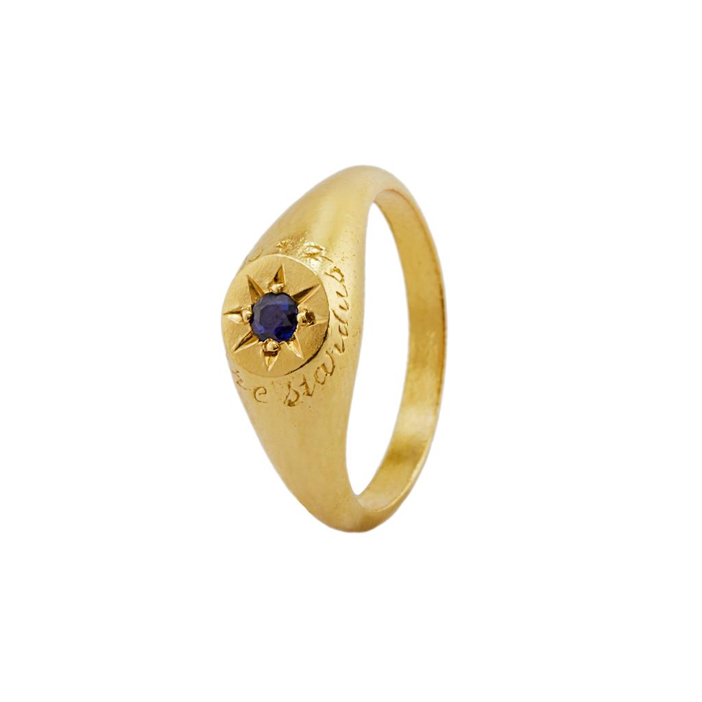 A.M. Dark Blue Sapphire Signet Ring with “A Star to Guide Me” Engraving Gold