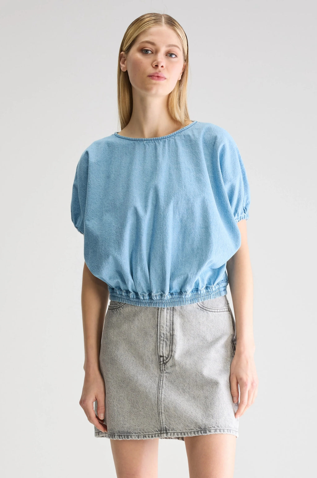 Wilma Top Lt Blue Bleach