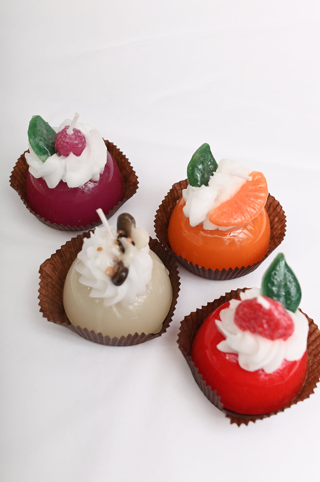 Delight Shaped Cake Candle White