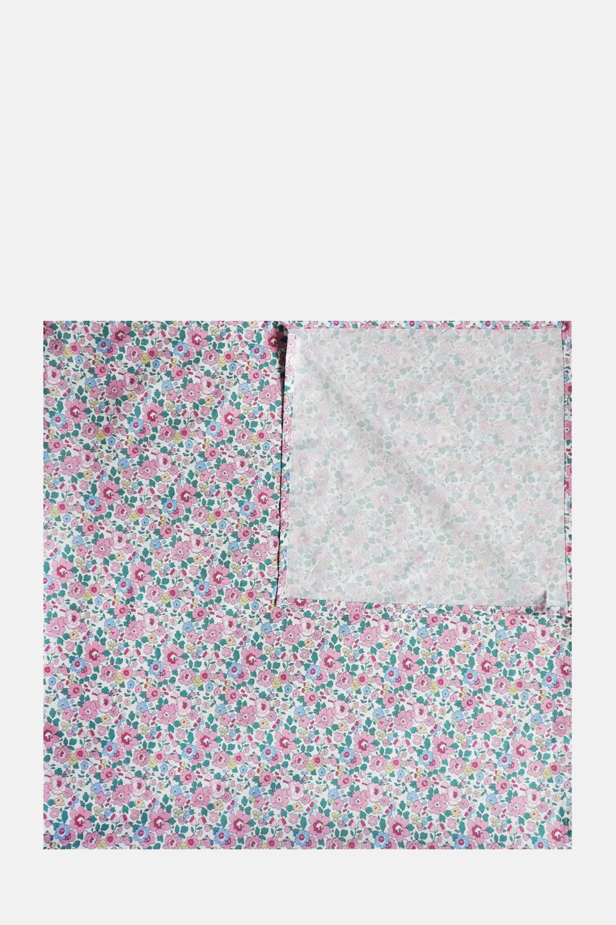 Coco and Wolf Betsy Blossom Pink Tablecloth 150x350cm.