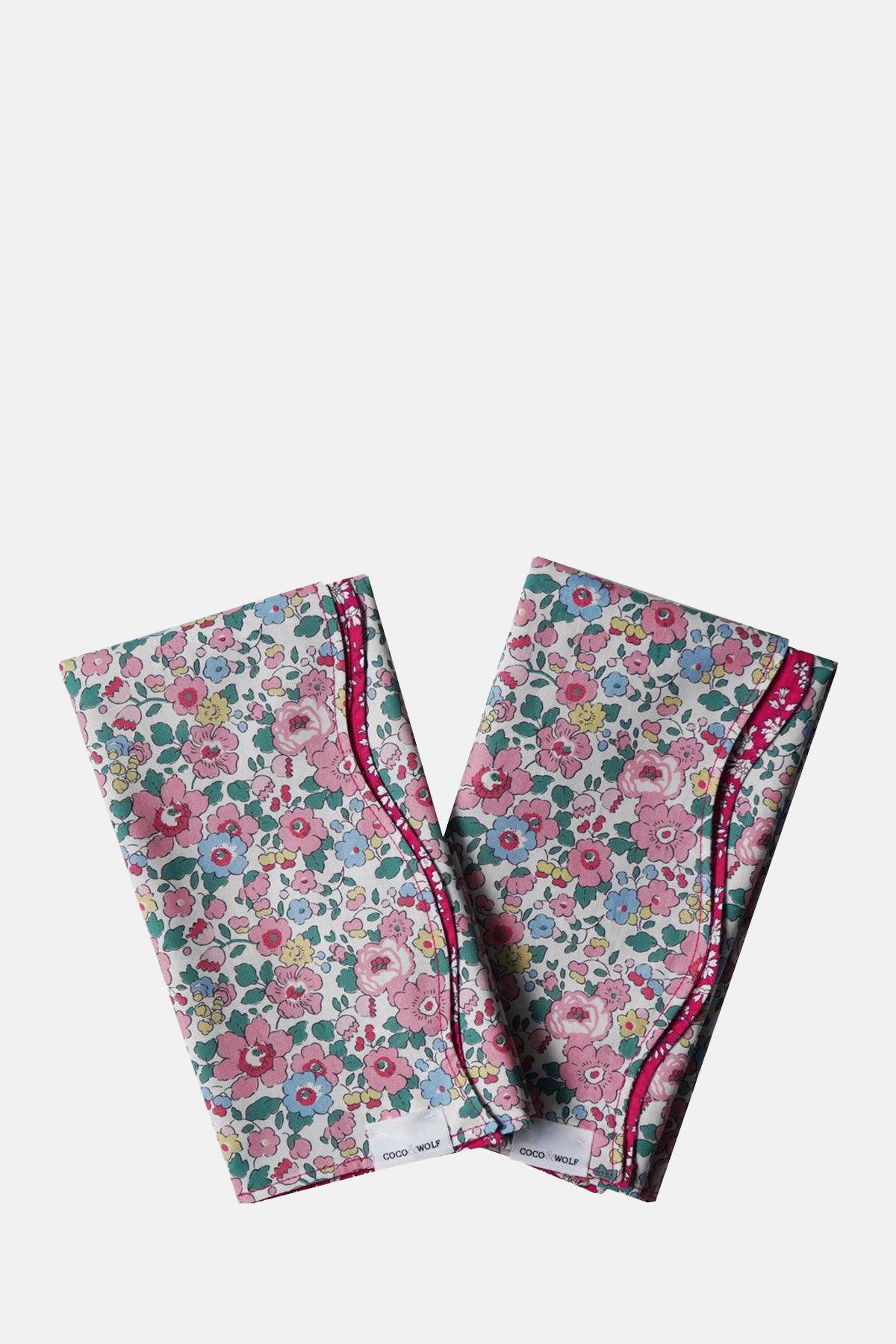 Coco and Wolf Betsy Blossom Pink & Capel Reversible Wavy Napkin Set.
