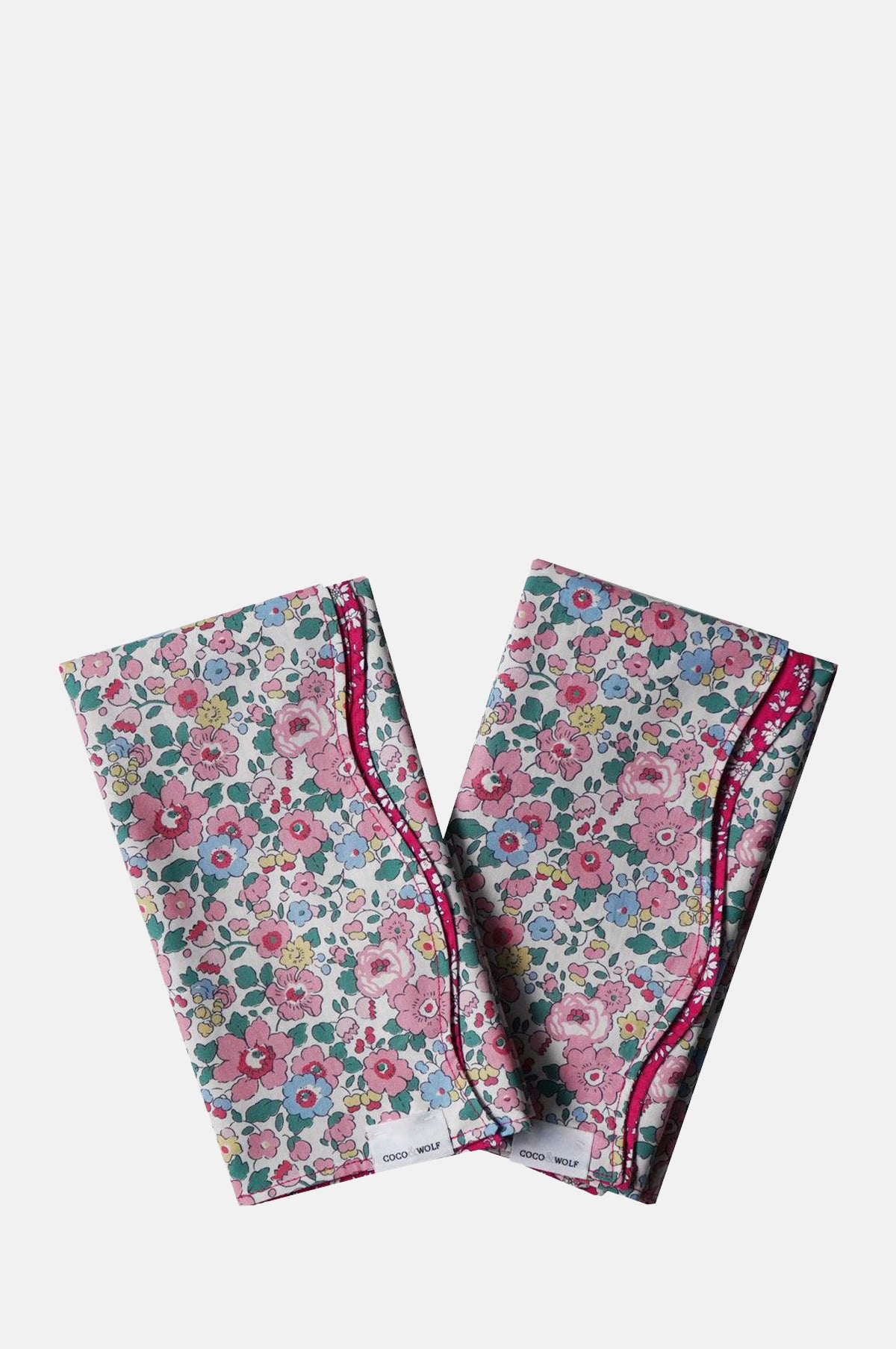 Coco and Wolf Betsy Blossom Pink & Capel Reversible Wavy Napkin Set.
