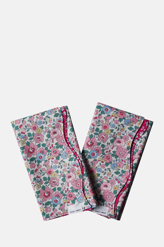 Betsy Blossom Pink & Capel Reversible Wavy Napkin Set