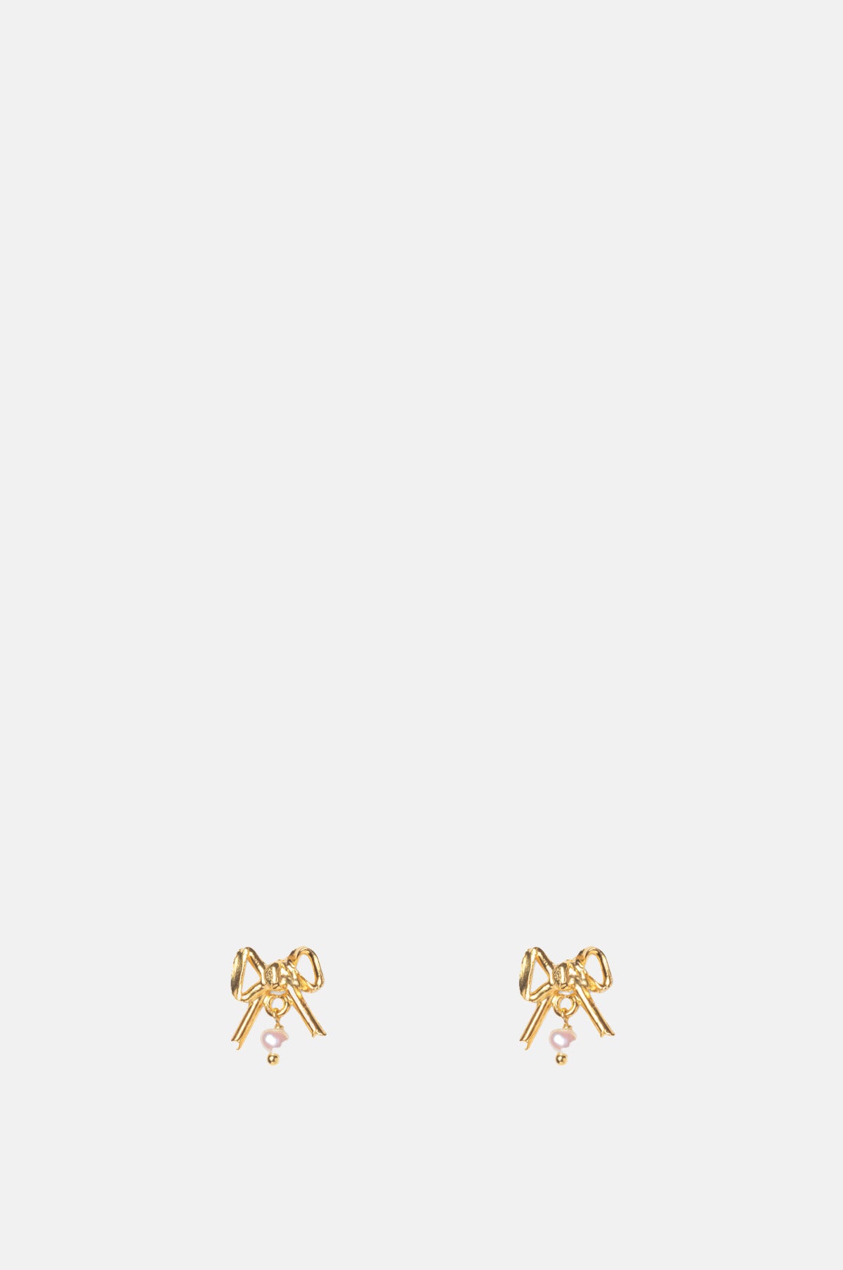 Cristina Junquero Antonita Pearl Earrings Gold.