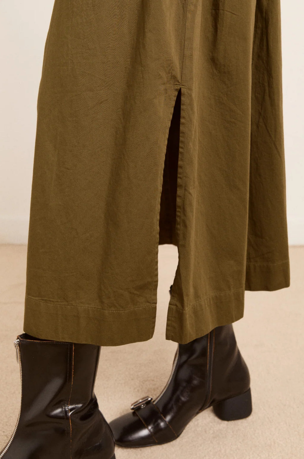 Josie Midi Skirt Olive