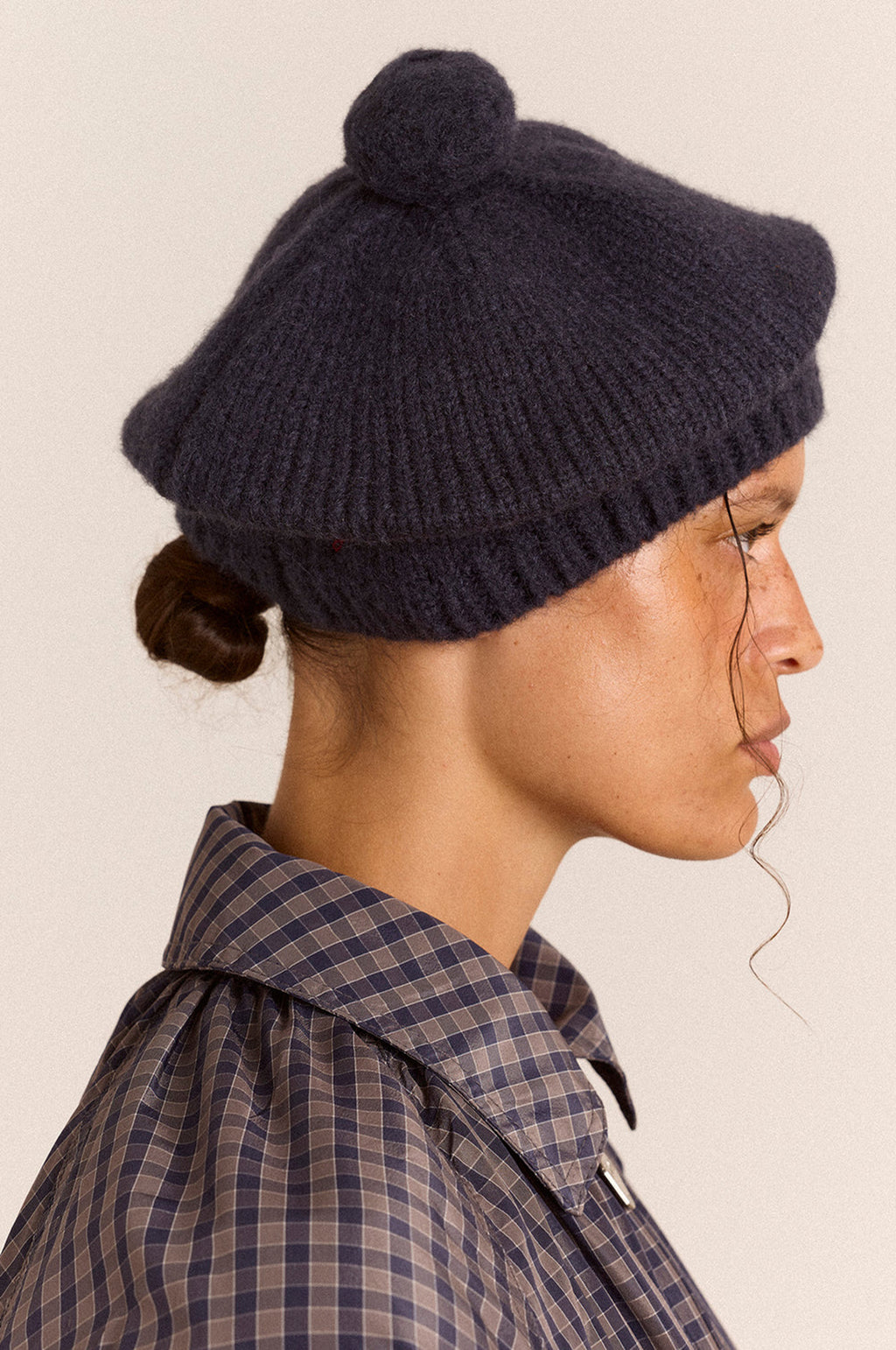 Knitted Pom Pom Beret Navy
