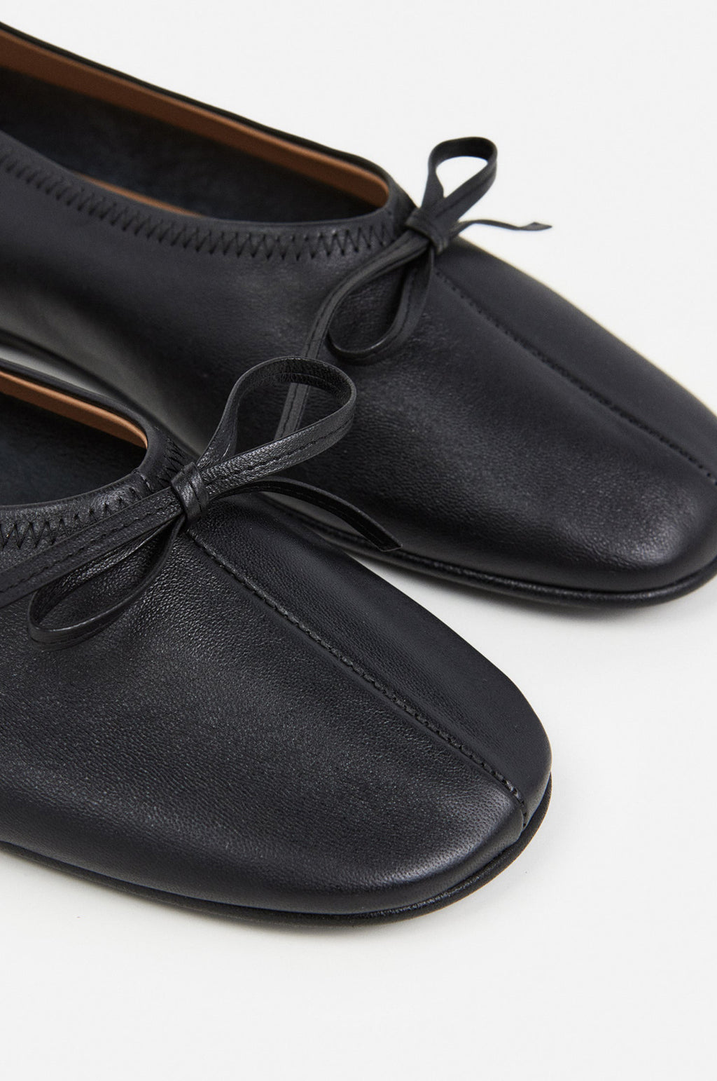 Blaise Leather Black